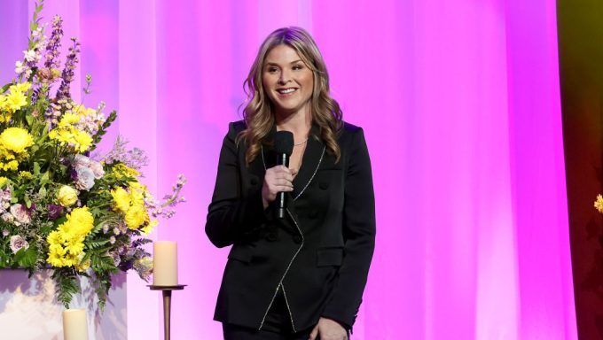 jenna bush hager adopts kitten